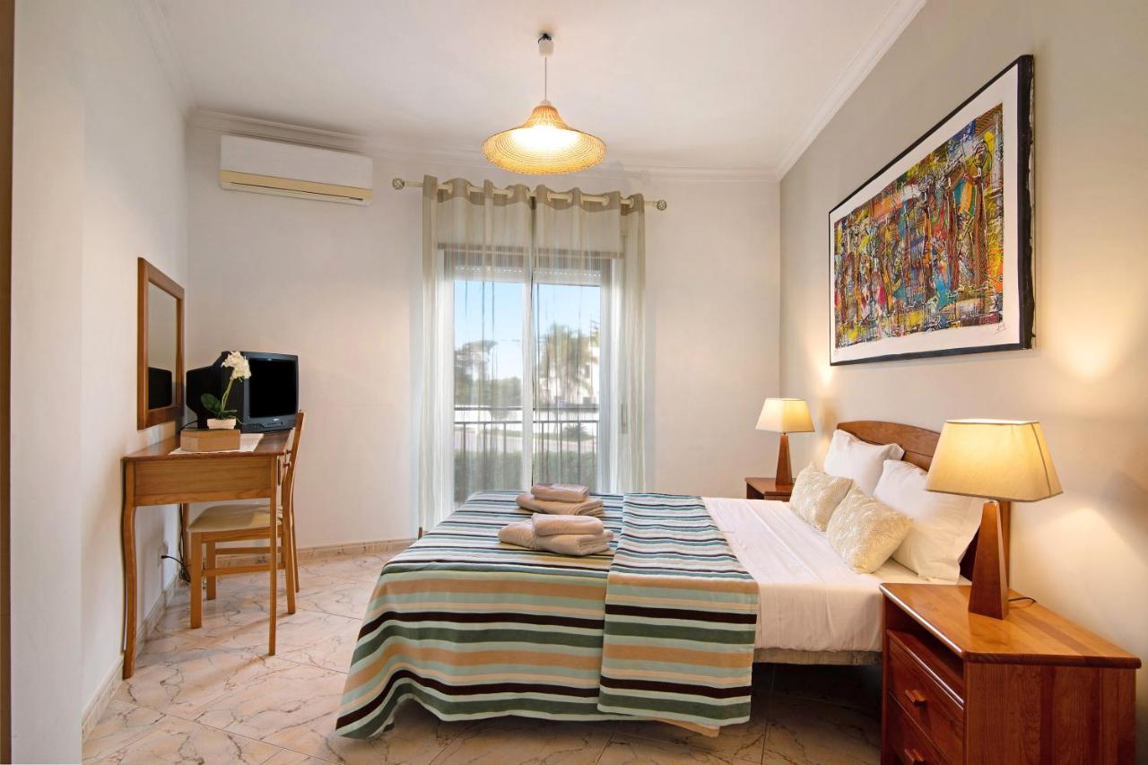 Columbus Beach Apartment Quarteira Esterno foto