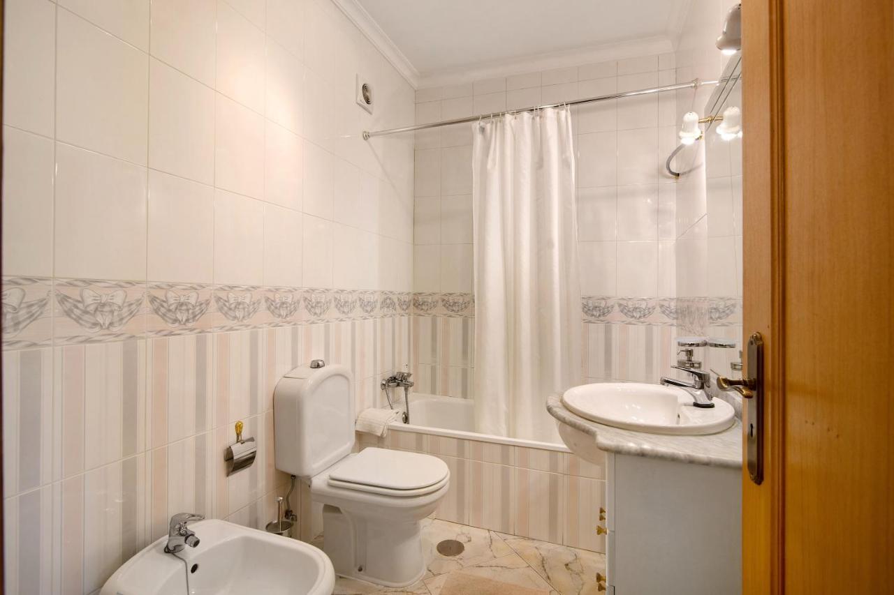 Columbus Beach Apartment Quarteira Esterno foto